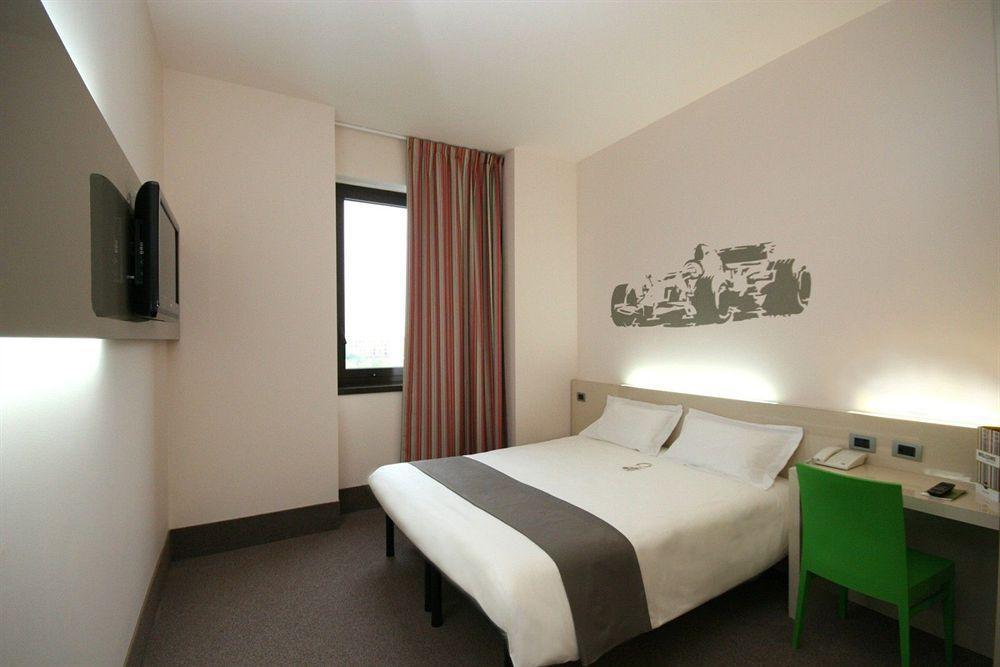 B&B Hotel Milano-Monza Eksteriør bilde
